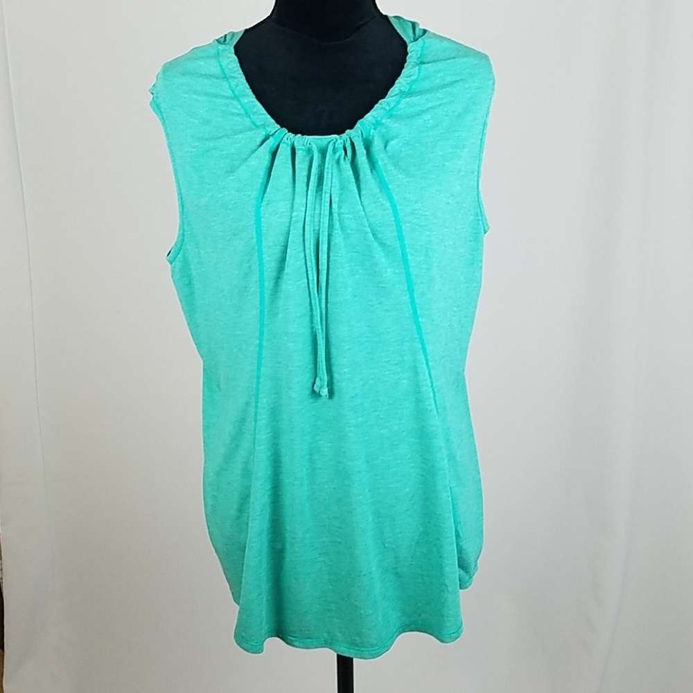 Lucy women L hooded sleeveless loose athletic top gorpcore hiking granola‎ girl